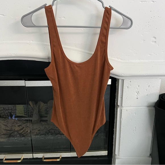 Brown/Burnt Orange Ribbed Bodysuit - Picture 2 of 8